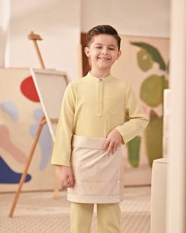 Baju melayu alternate view